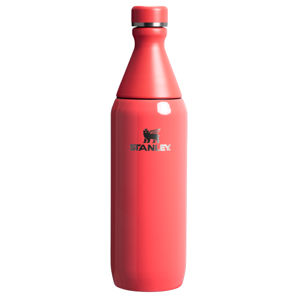 Stanley All Day Slim Water Bottle 20 OZ In Hot Coral Gloss