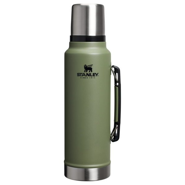 Stanley Legendary Classic Vacuum Bottle 1.5 QT In Dried Pine Green